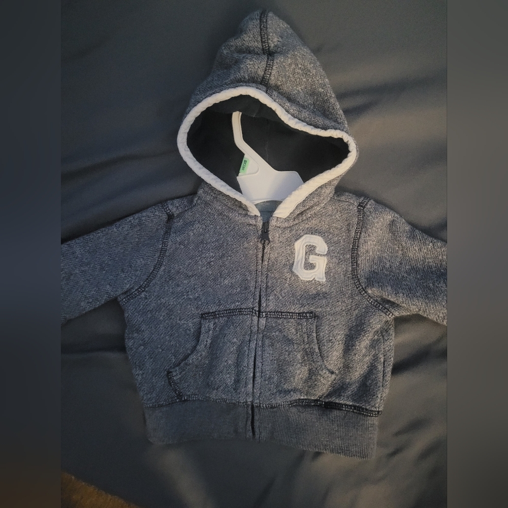 BABY GAP SWEATER